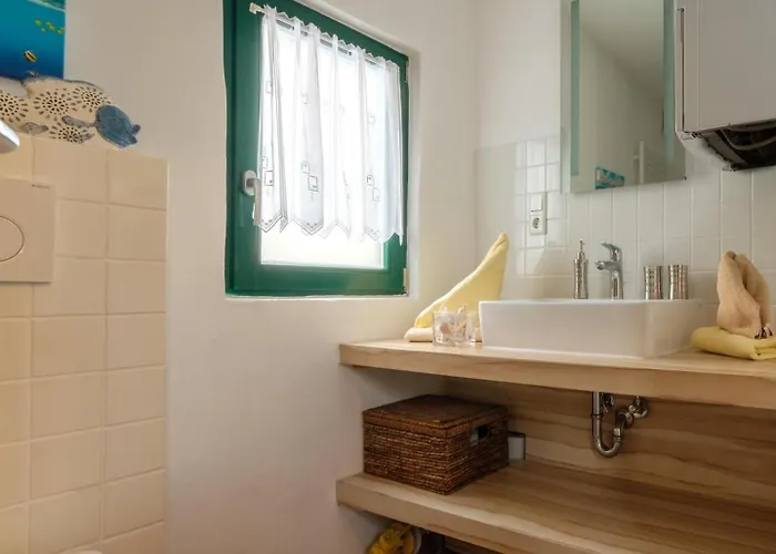 Urlaub Im Historischen Pesthaeuschen 克桑滕